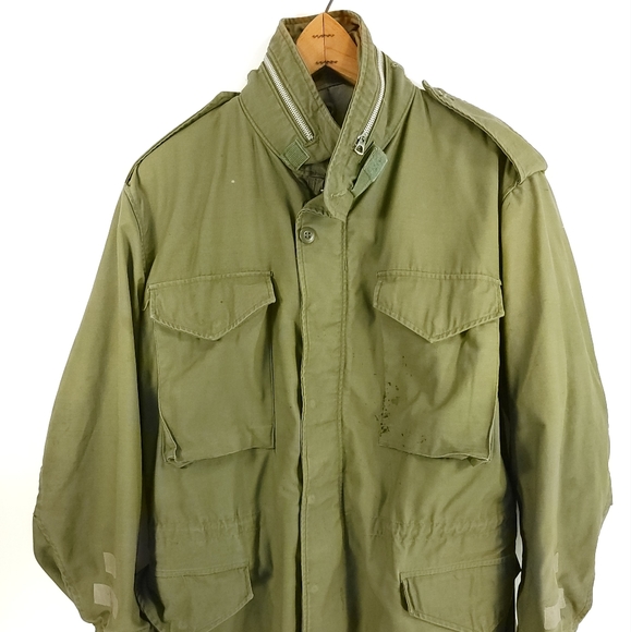 Vtg Military Coat Man's Field M-65 Med.? Distressed Destroyed Grunge OD Green